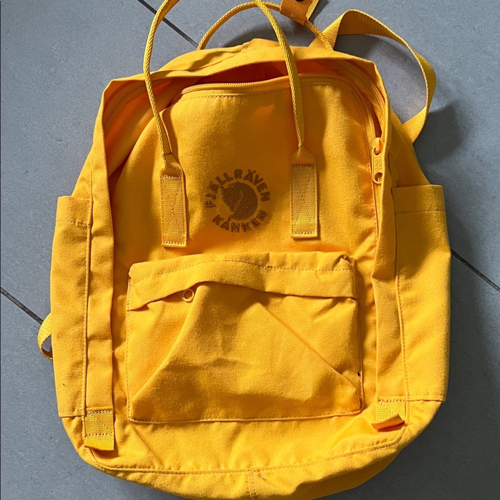 Fjallraven Kånken Sunflower Backpack